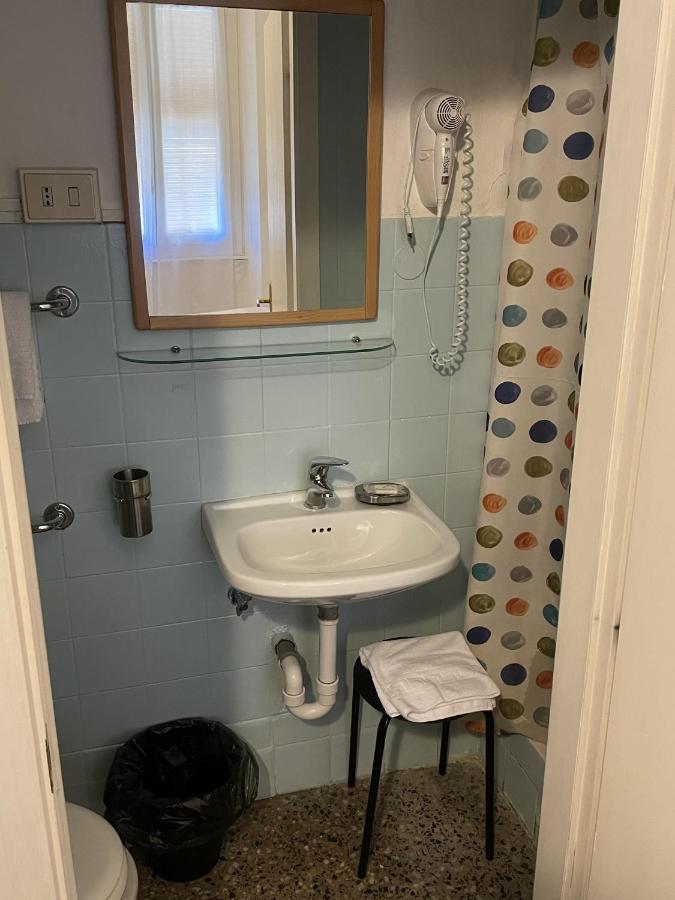 Albergo Novecento Genova Eksteriør bilde